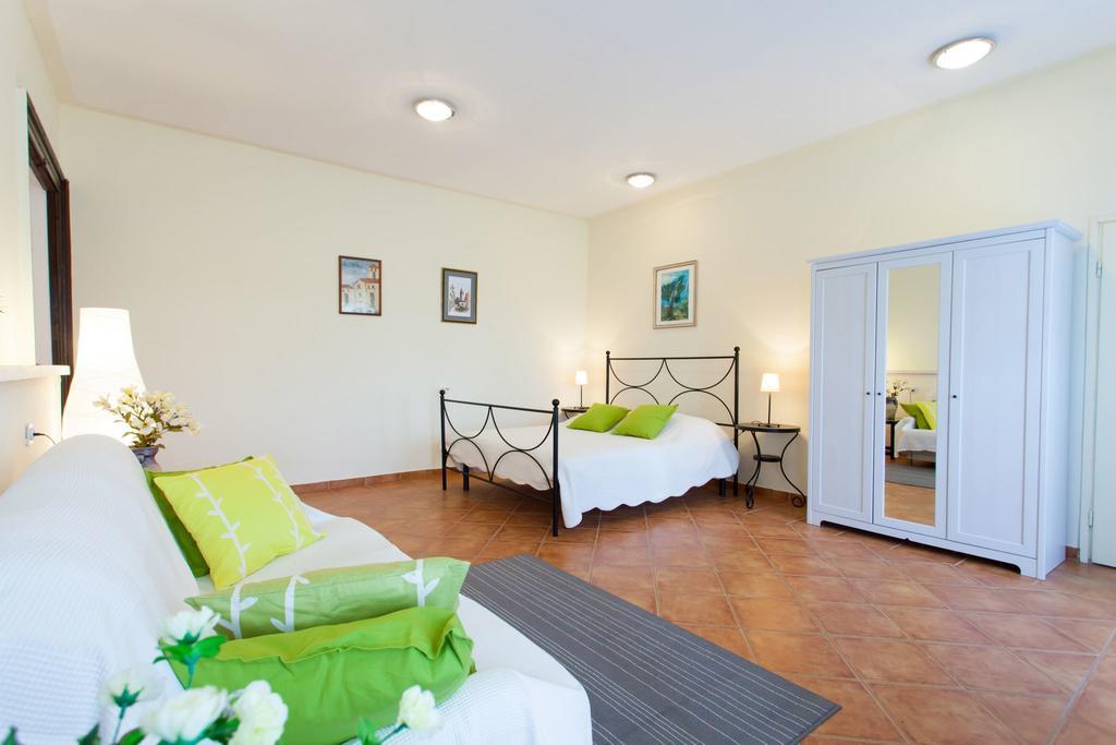 Apartments Garden موتوفون الغرفة الصورة